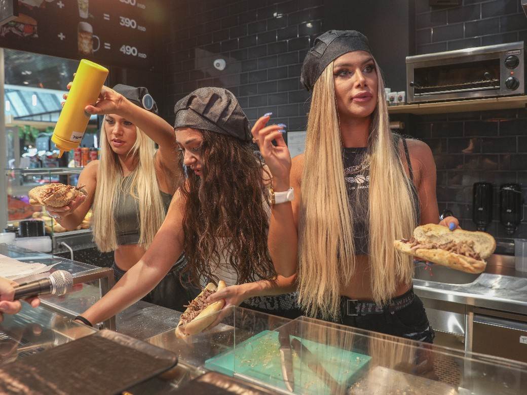 Hurricane Uraganke sendvič humanitarna pomoć FOTOGRAFIJE