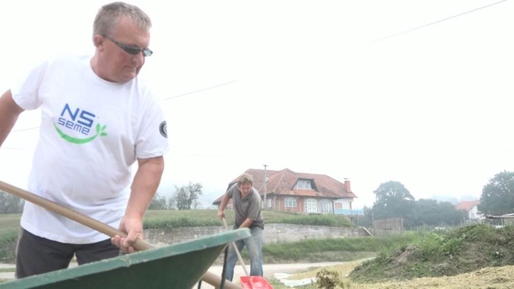 Srpski običaju moba selo Glumac