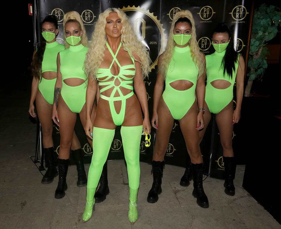 jelena karleusa kim kardasijan iskopirala pevacicu