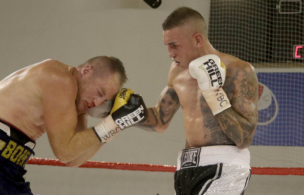 Marko Nikolić Patrik Boa boks poluteska kategorija WBC fotografije 