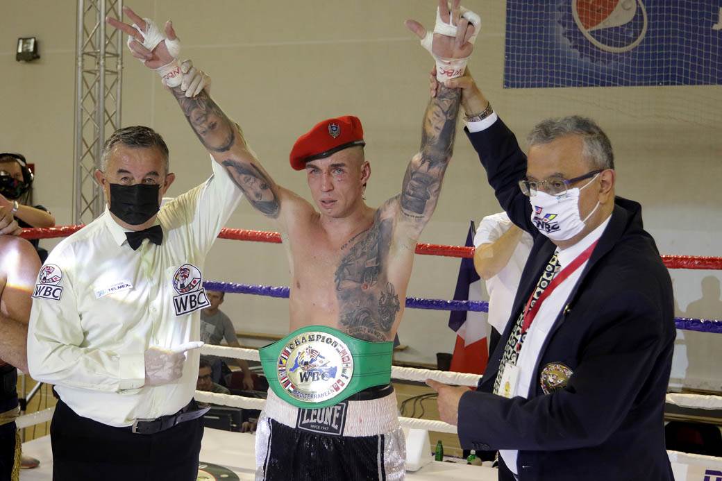 Marko Nikolić Patrik Boa boks poluteska kategorija WBC fotografije 