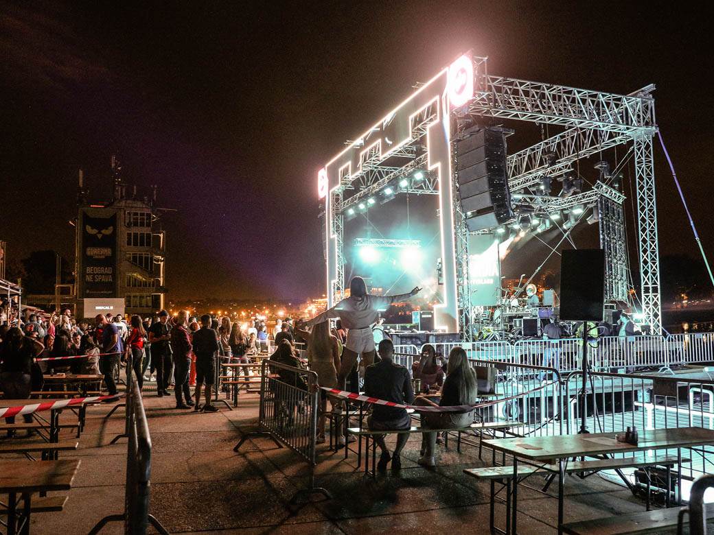 Music Week Voyage i Breskvica, Angelina nastupili na Adi FOTO