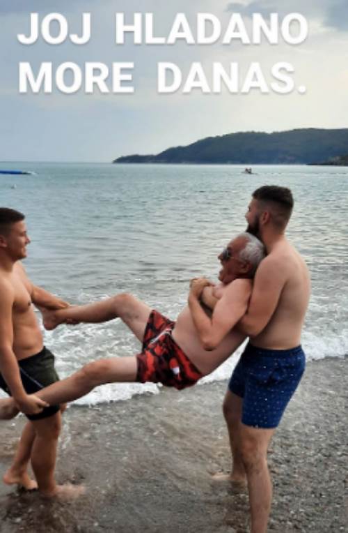 Era Ojdanić novčanice na glavi