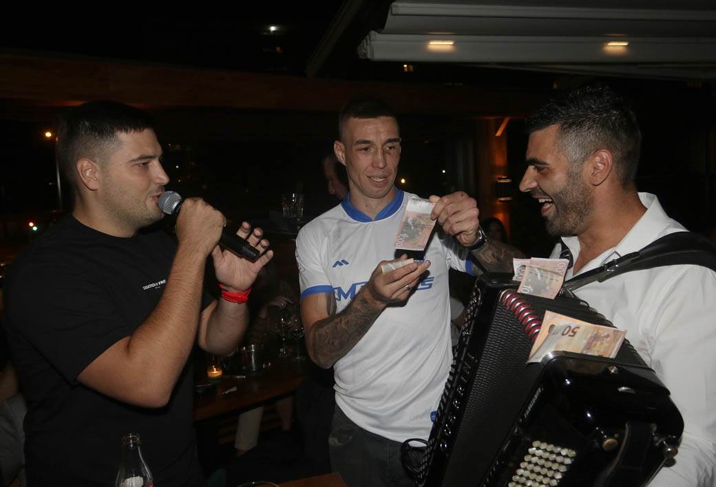 baja mali knindza pesme tompson