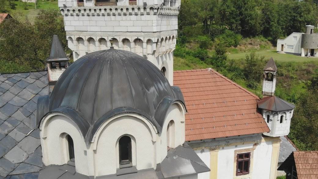 Arilje dvorac slikar Ljubivoje Jovanović