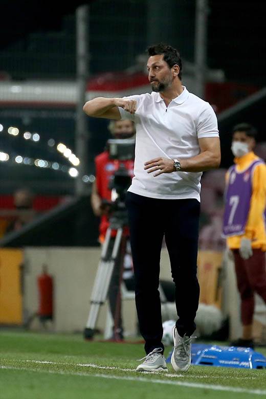 Galatasaraj-Fenerbahče-0-0-baklja-jermenija-azerbejdžan-rat-podrška-fotografije