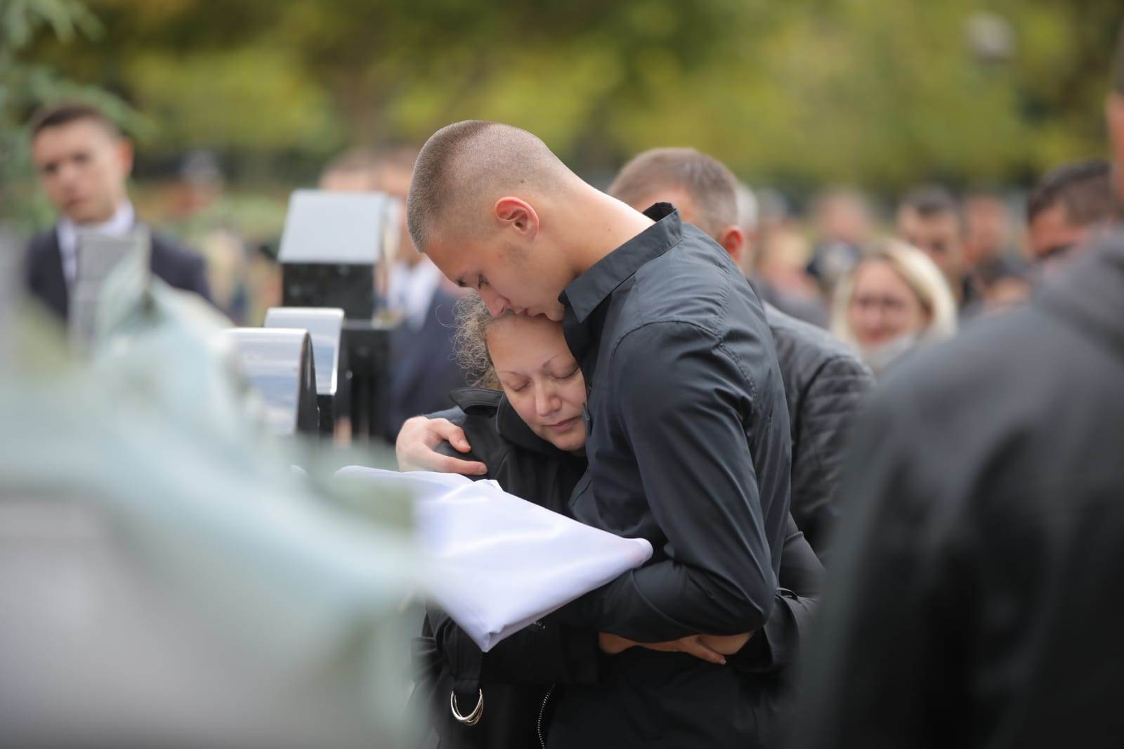 Pilot Dejan Krsnik sahrana foto