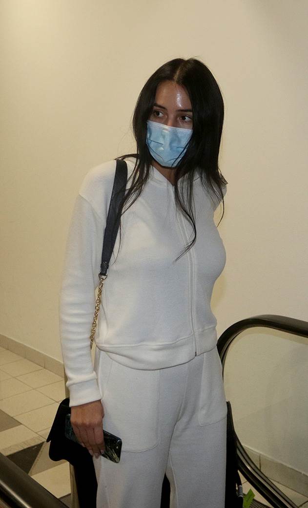 Anastasija Ražnatović bez šminke fotografije Anastasija i Ceca na aerodromu