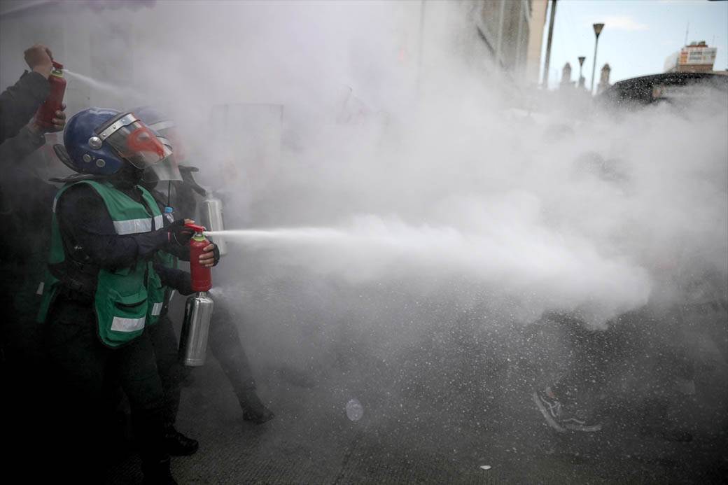Meksiko protest abortus sukobi policija žene fotografije