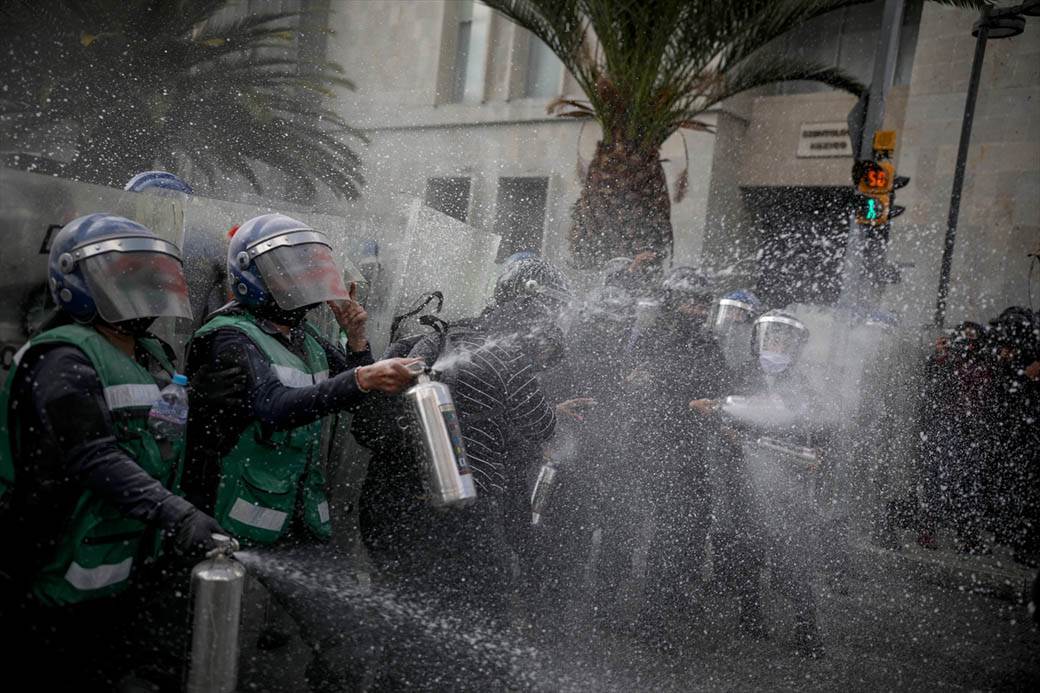 Meksiko protest abortus sukobi policija žene fotografije