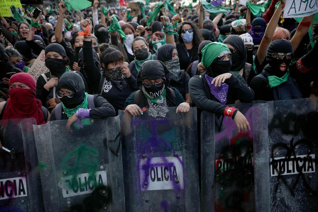 Meksiko protest abortus sukobi policija žene fotografije