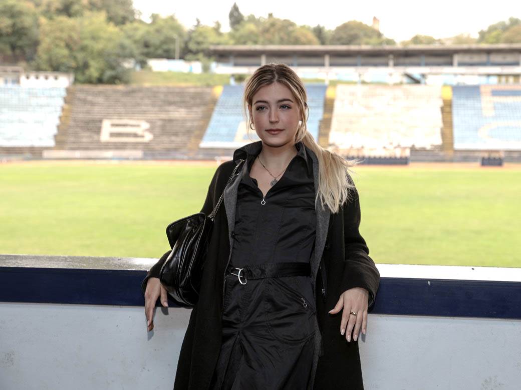 Zlatni dečko film i serija na Superstar TV