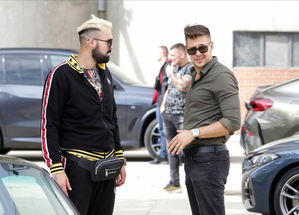 Miodrag Radonjić u Rigi navija za naše košarkaše