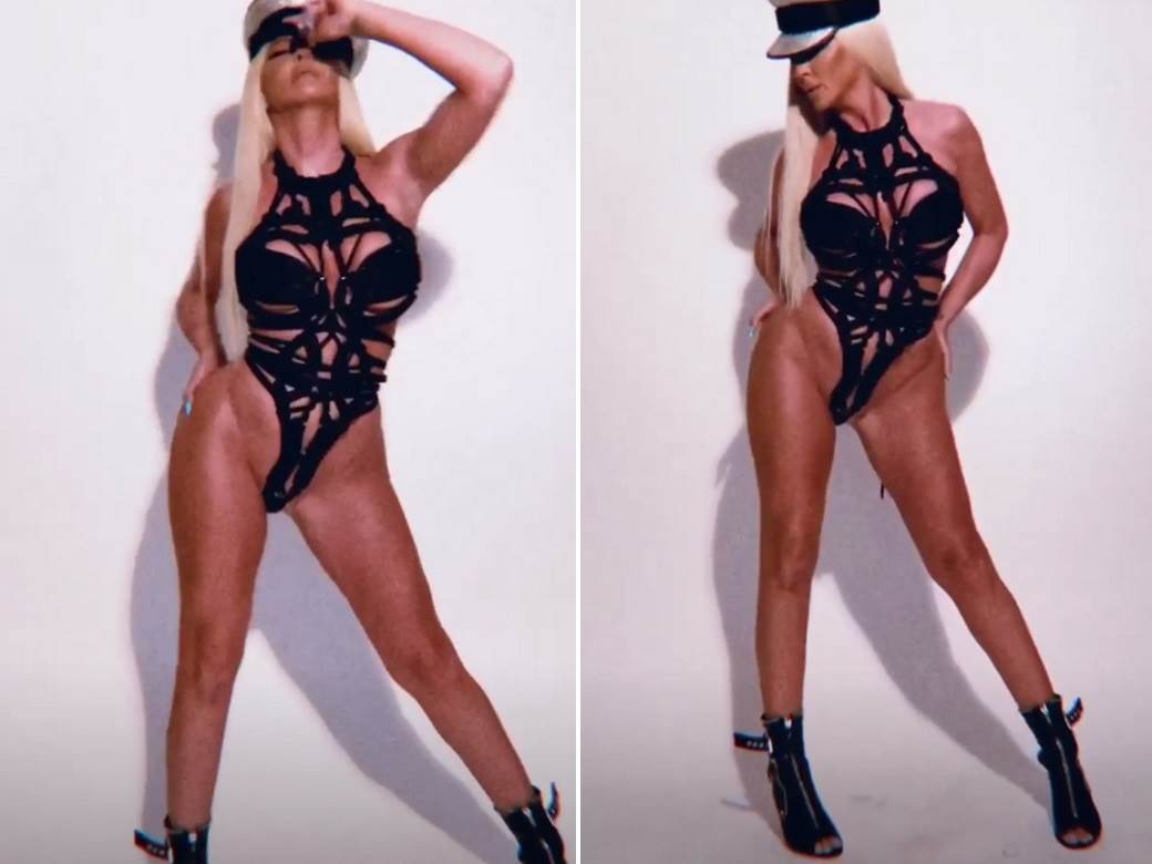 jelena karleusa u krevetu guza instagram foto