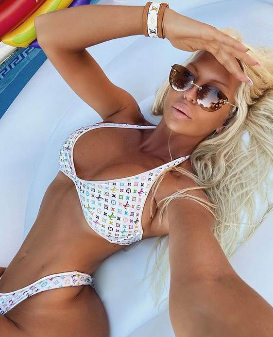 jelena karleusa dekolte gole slike instagram foto