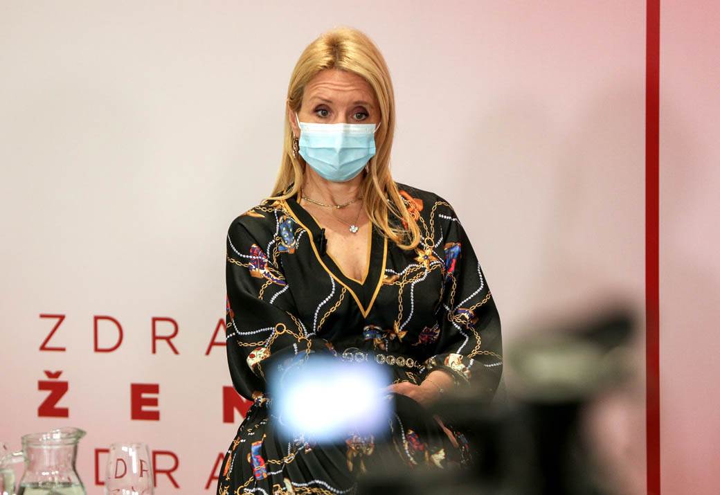 Lepa i srećna konferencija zdravlje žene