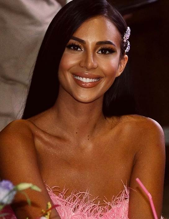 anastasija raznatovic gola kada kupka instagram video