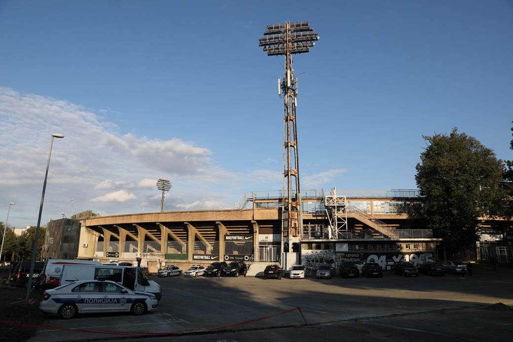 Partizan-Crvena-zvezda večiti derbi bez publike policija stadion Partizana fotografije