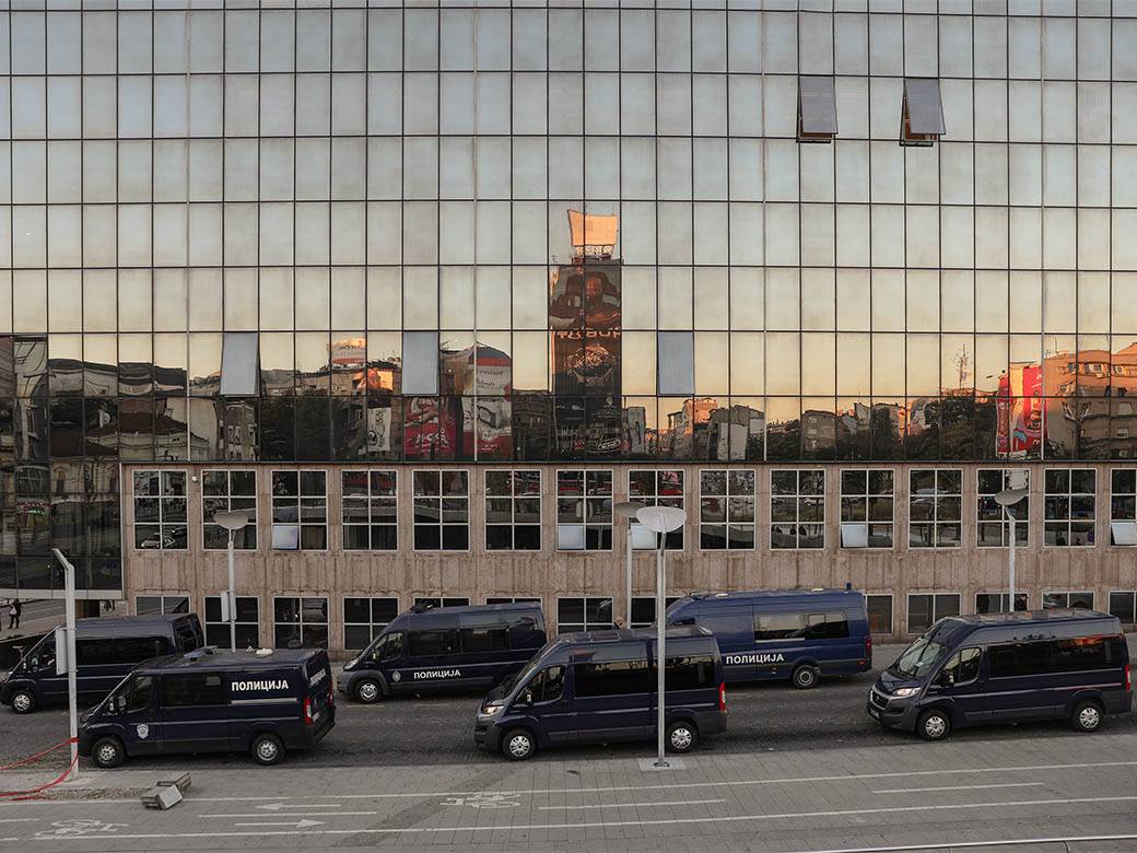 mirdita dobar dan policija neredi zavetnici czkd fotografije