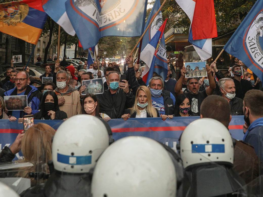 mirdita dobar dan policija neredi zavetnici czkd fotografije