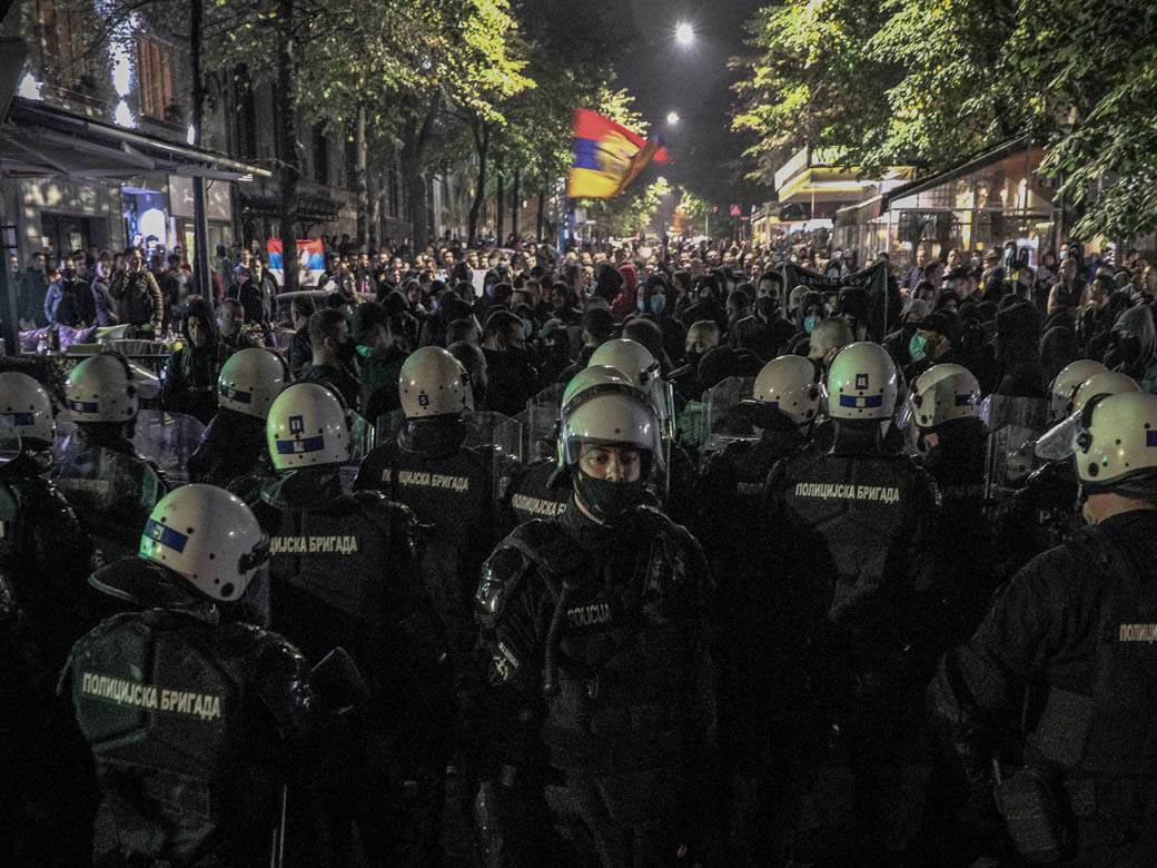 mirdita dobar dan policija neredi zavetnici czkd fotografije