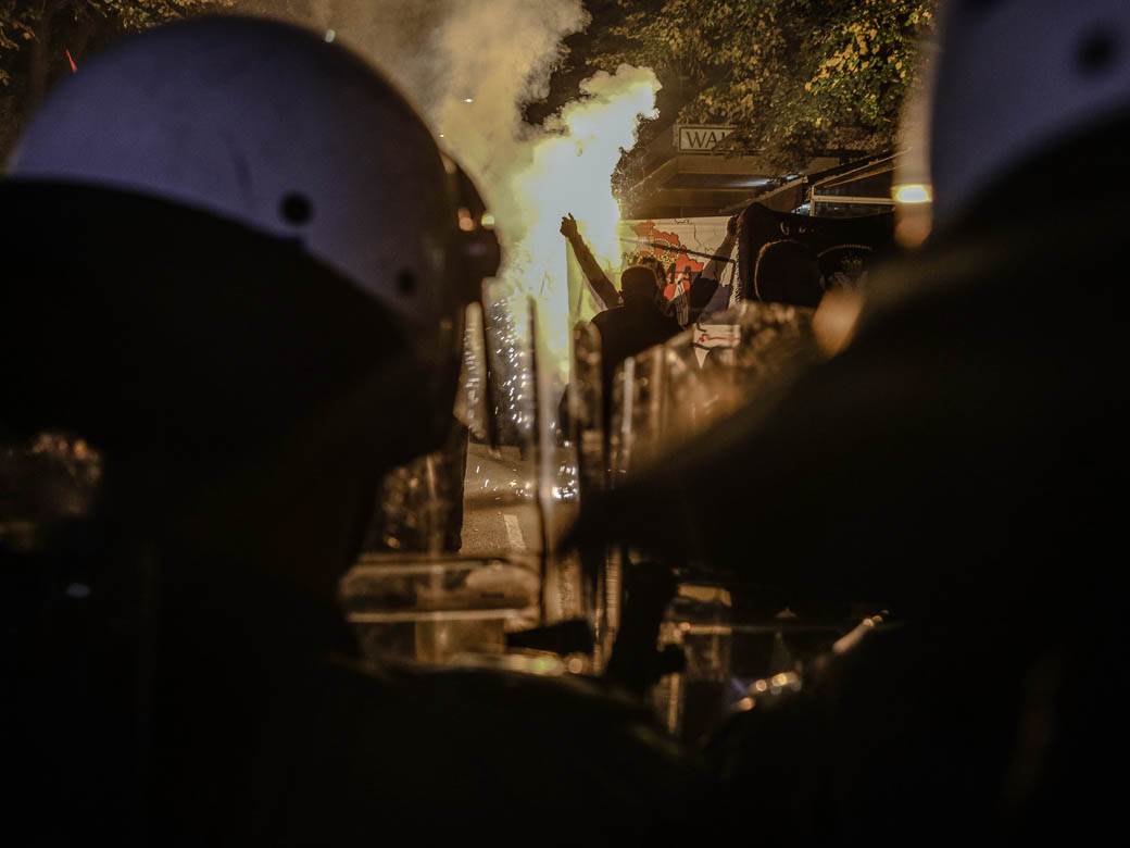 mirdita dobar dan policija neredi zavetnici czkd fotografije