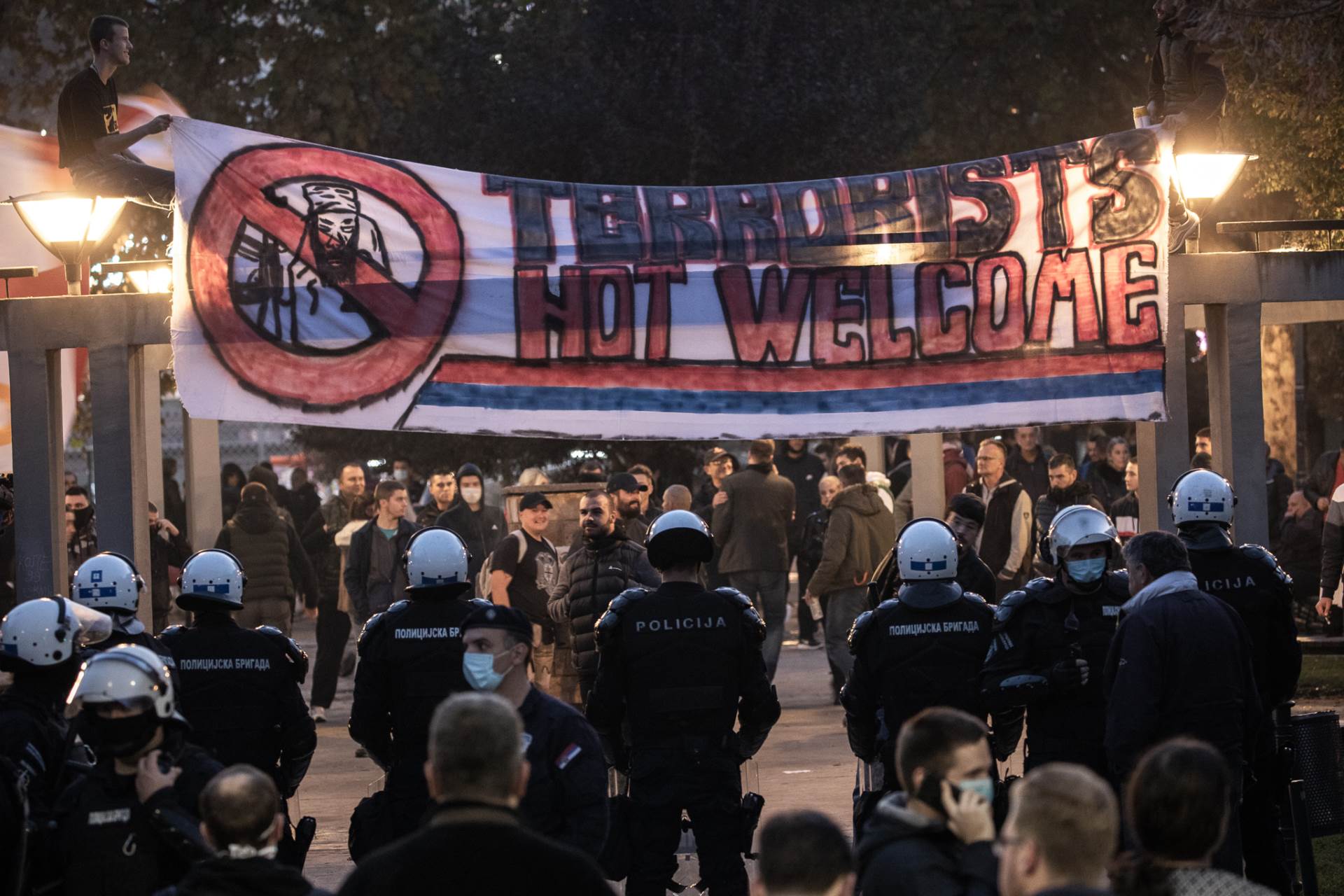 narodne patrole migranti desnica desničari