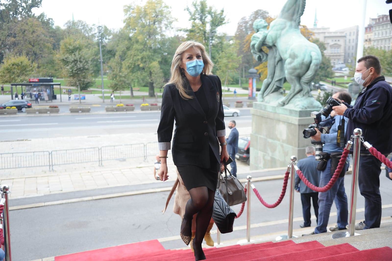 nova vlada-ana brnabic-ekspoze-predstavljanje clanova