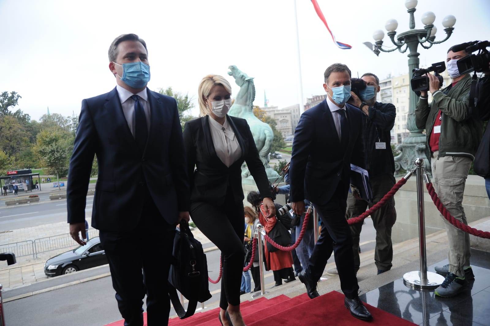 nova vlada-ana brnabic-ekspoze-predstavljanje clanova