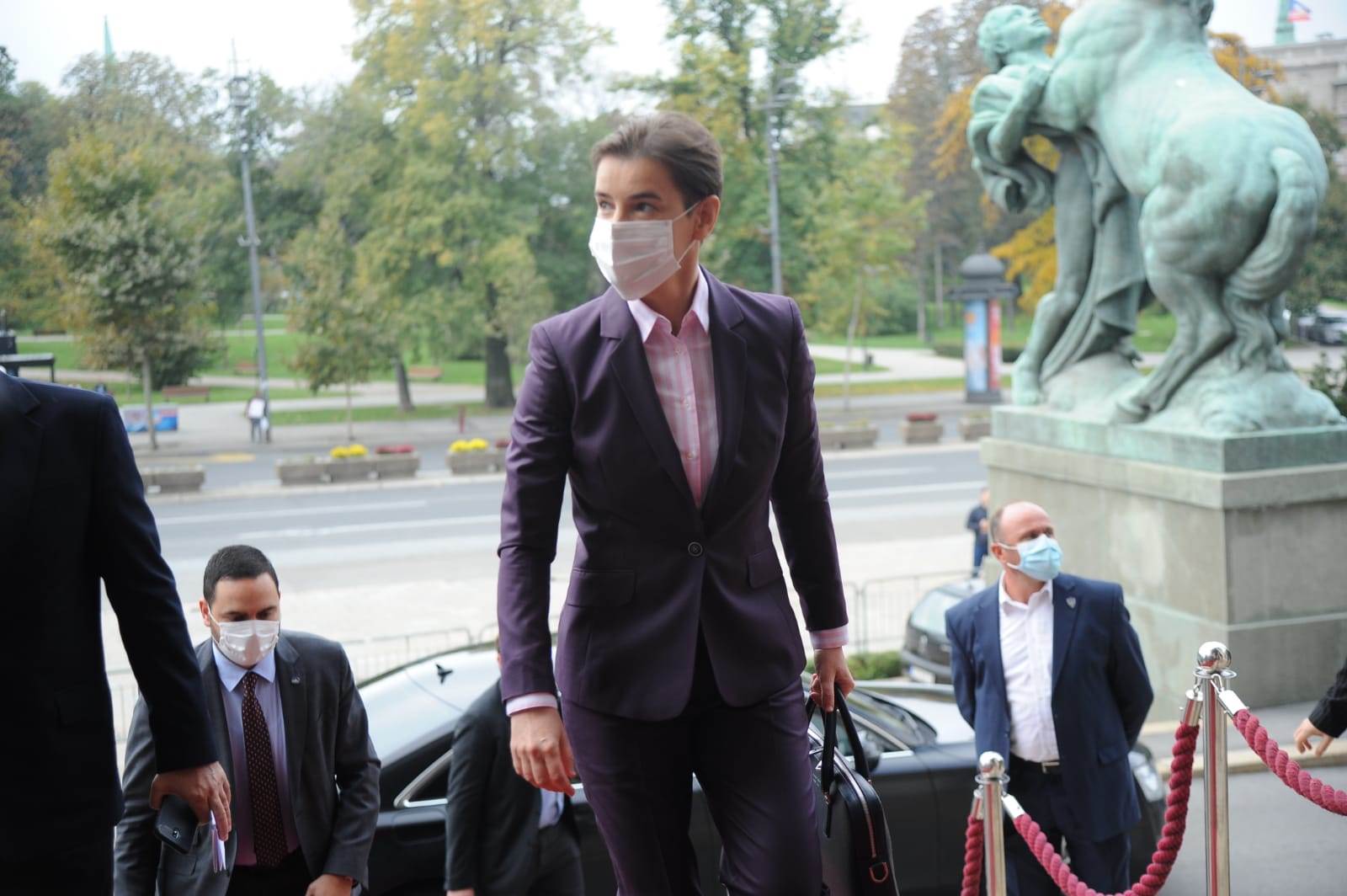 nova vlada-ana brnabic-ekspoze-predstavljanje clanova