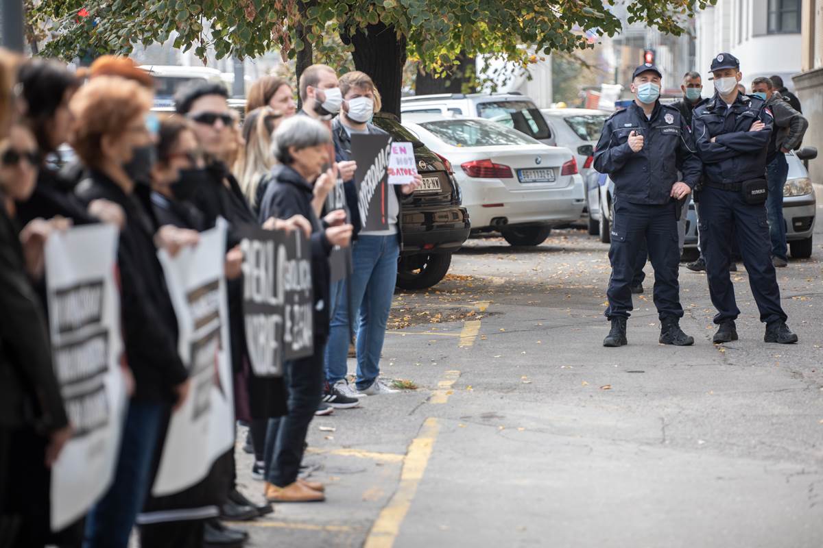 abortus protesti beograd poljska