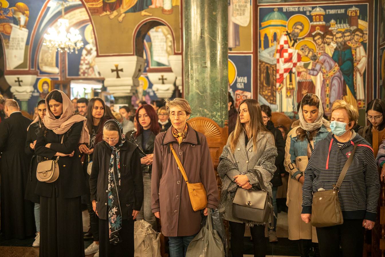 amfilohije umro paljenje sveca u beogradu