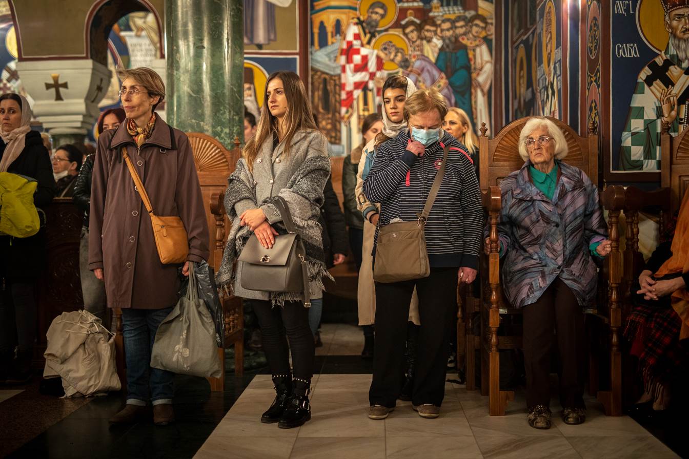 amfilohije umro paljenje sveca u beogradu