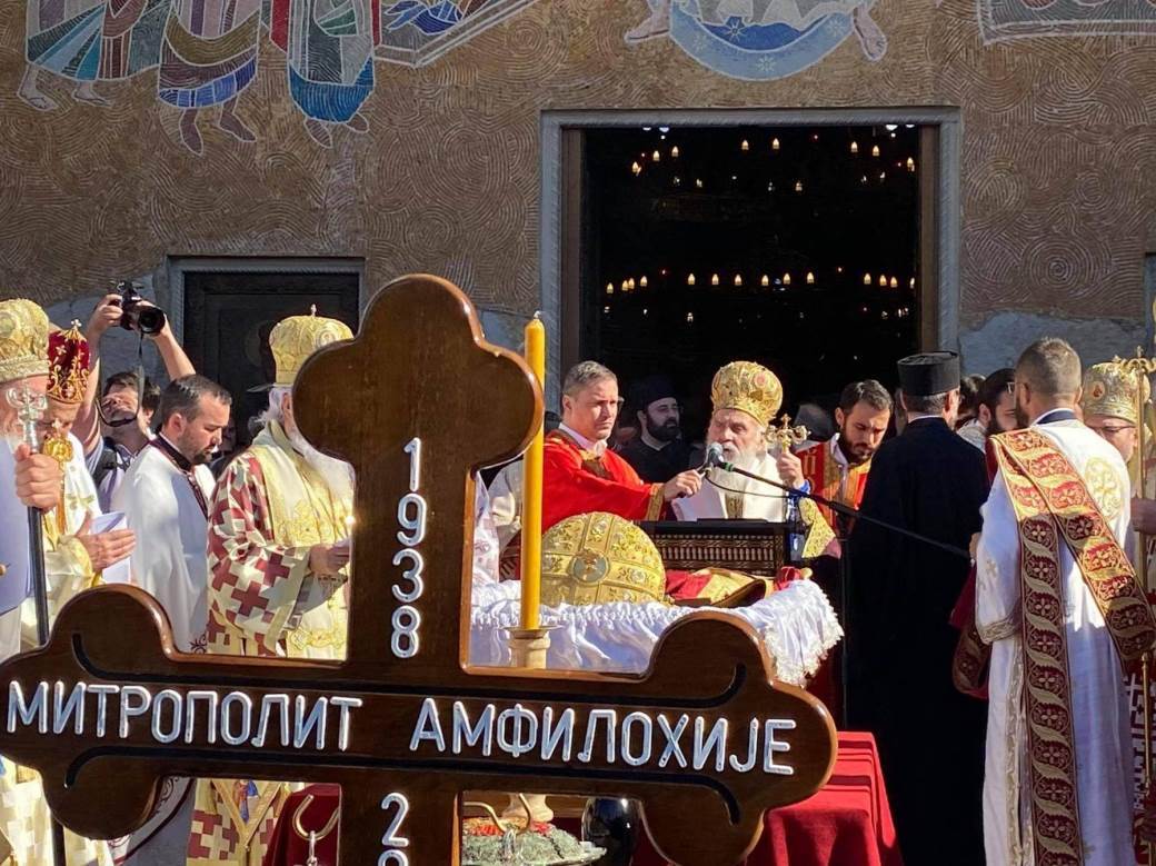 smrt amfilohije testament otvaranje