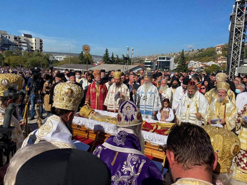 smrt amfilohije testament otvaranje