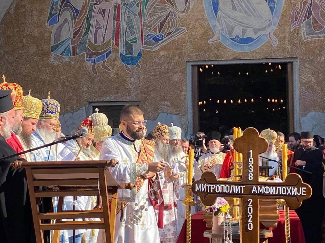 smrt amfilohije testament otvaranje