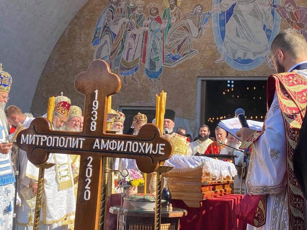 smrt amfilohije testament otvaranje