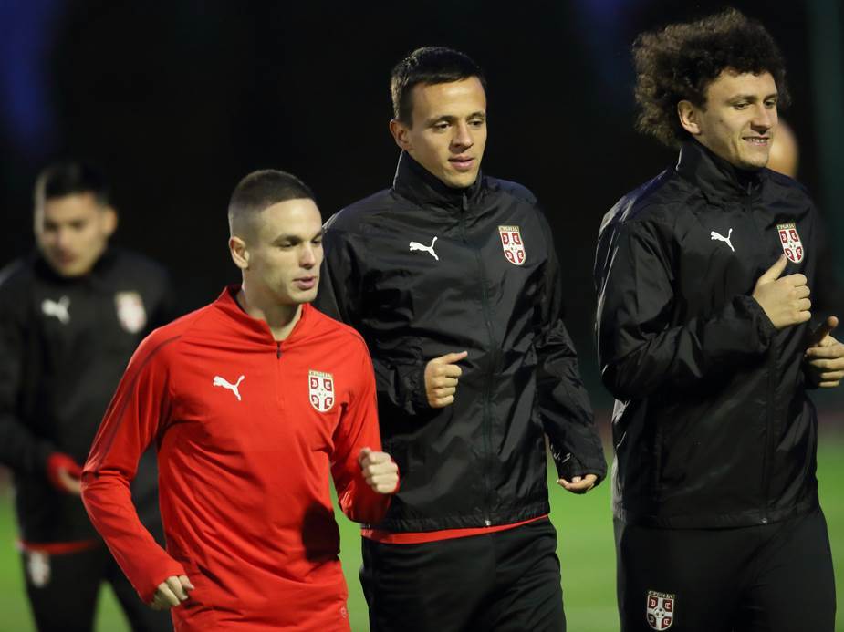 Miloš Veljković dobio mural u selu