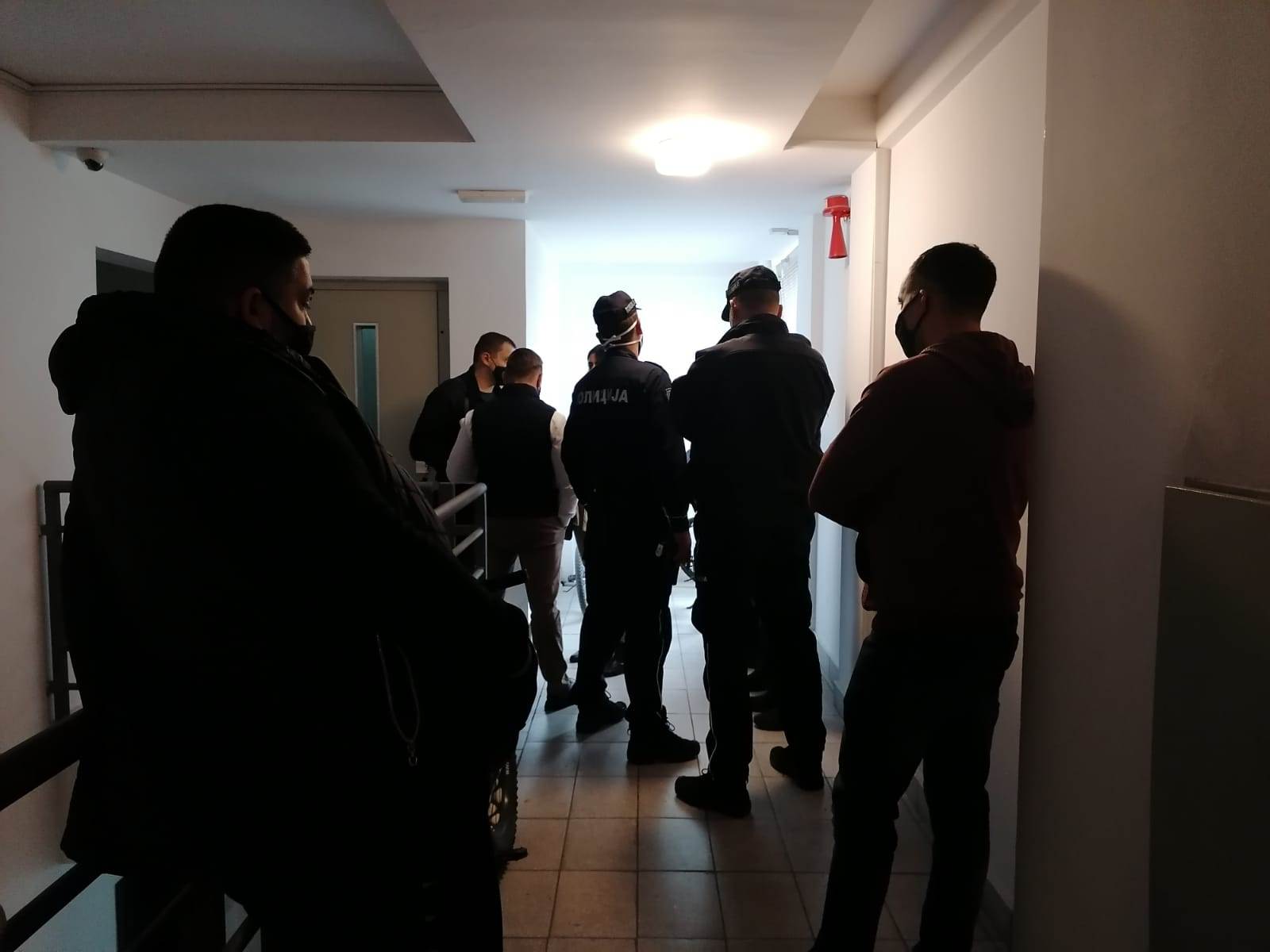 aca lukas hit tvit dejan popovic tigar izvrsitelji dugovi