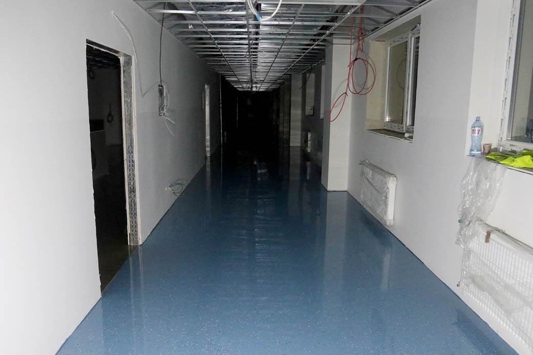 aleksandar vučić kovid bolnica batajnoca obilazak radovi fotografije