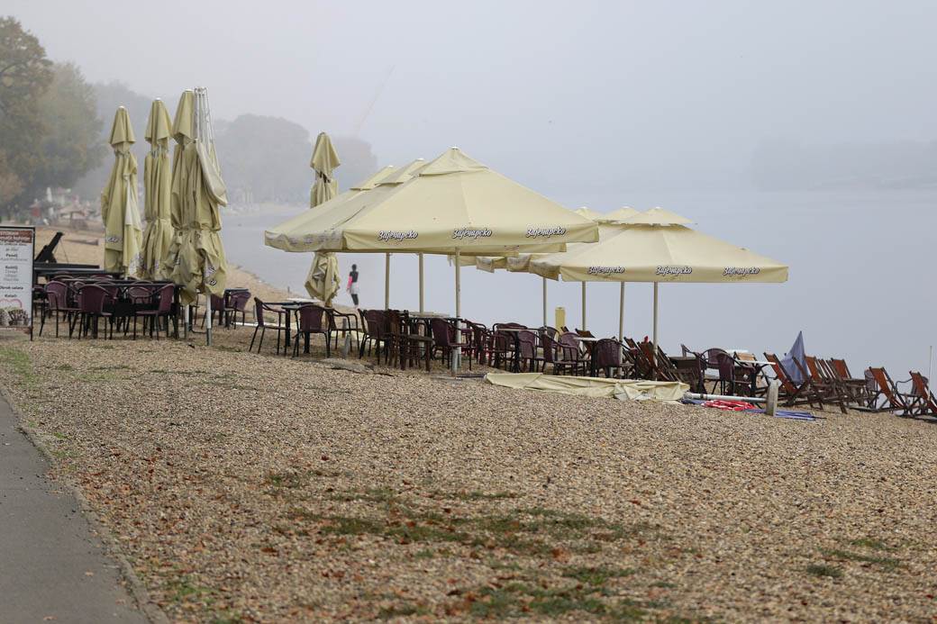 beograd zagadjen vazduh magla ada ciganlija fotografije