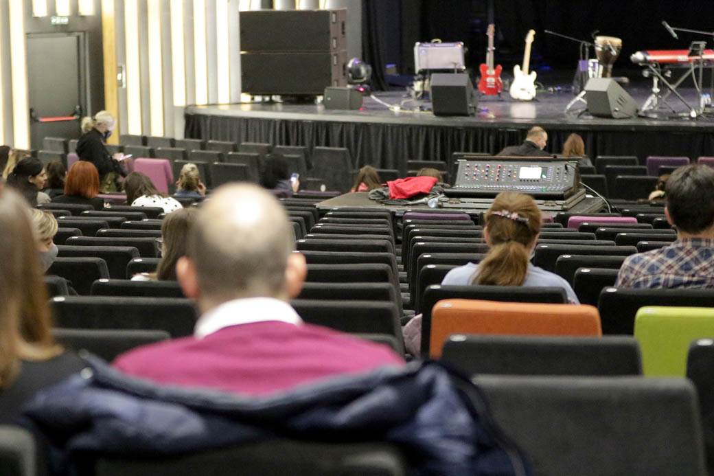 Luisova najmlađa ćerka Ela Mita izrasla u pravu lepoticu