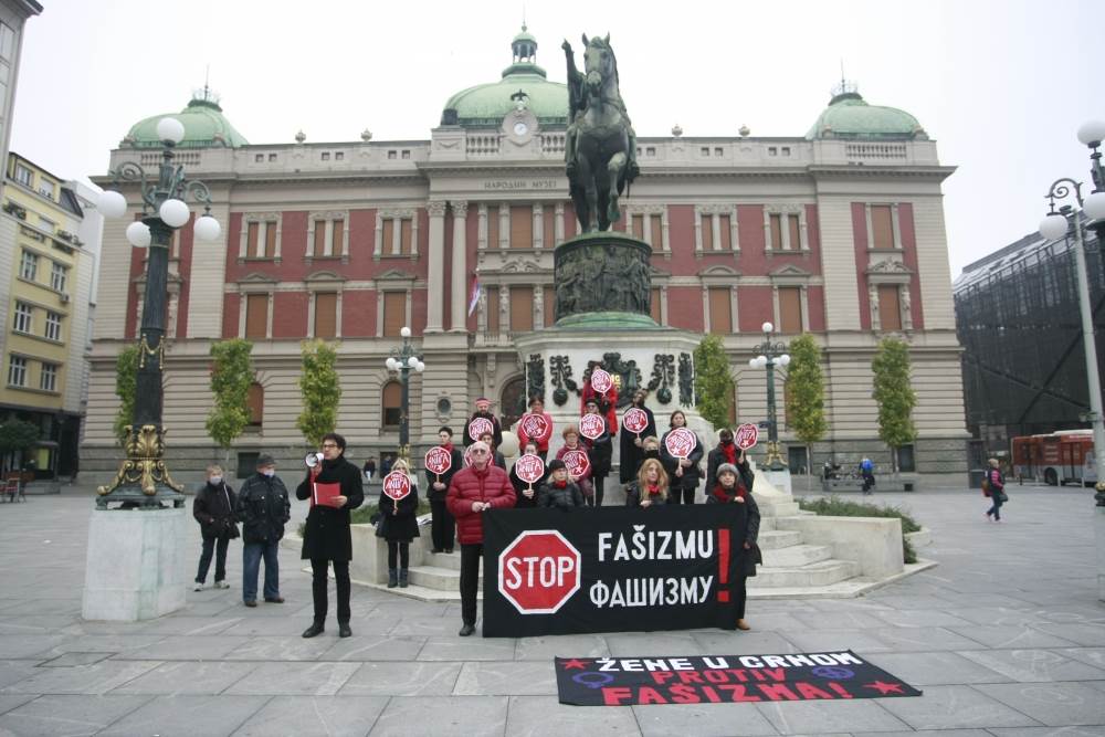 9 novembar međunarodni dan borbe protiv fašizma žene u crnom