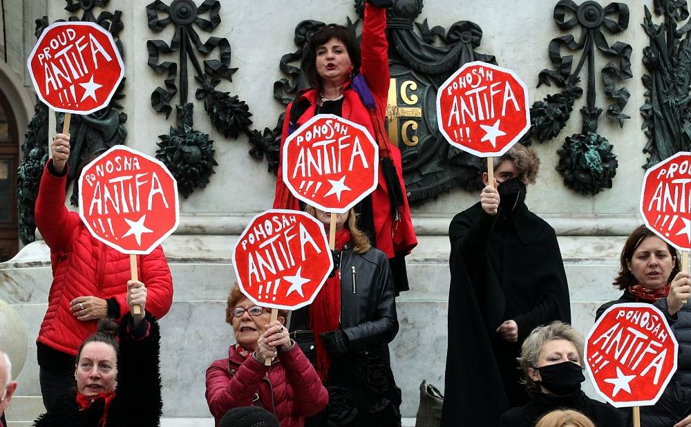 9 novembar međunarodni dan borbe protiv fašizma žene u crnom