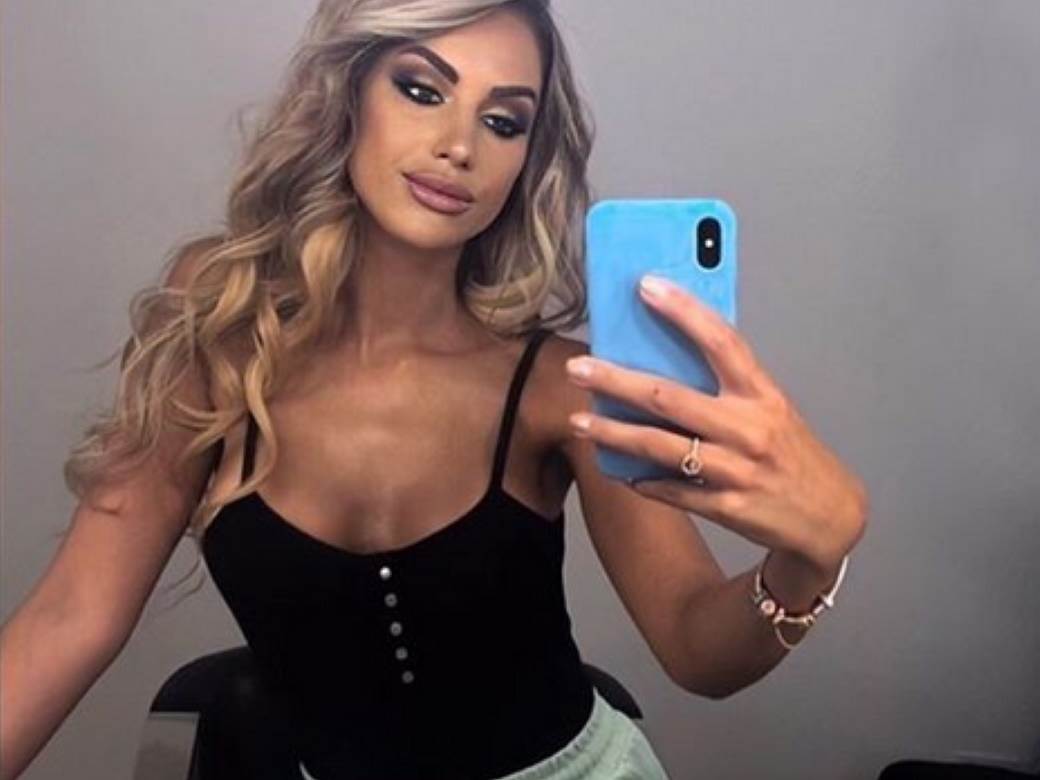 Ivu Grgurić kritikuju zbog silikona 