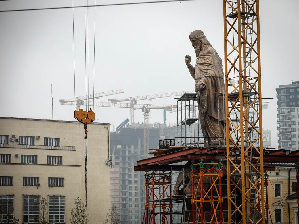 stefan nemanja spomenik beograd zeleznicka stanica