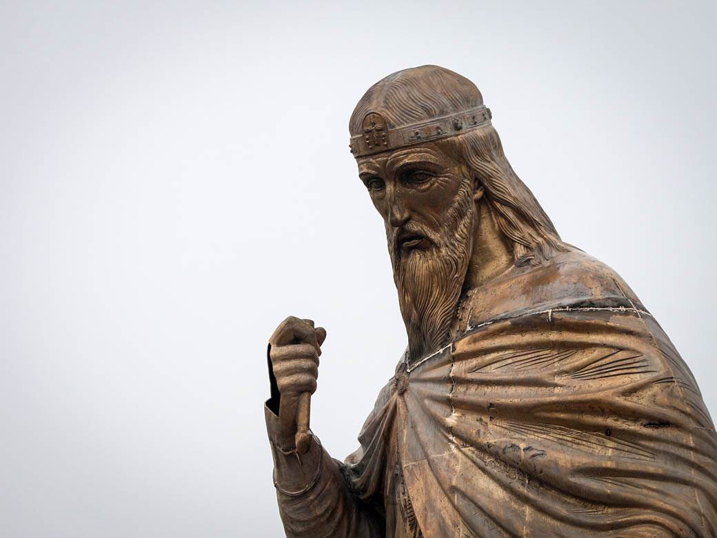 stefan nemanja spomenik beograd zeleznicka stanica