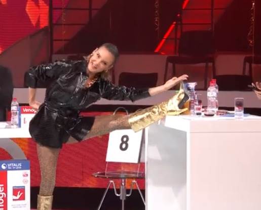 Slavica o simptomima korone