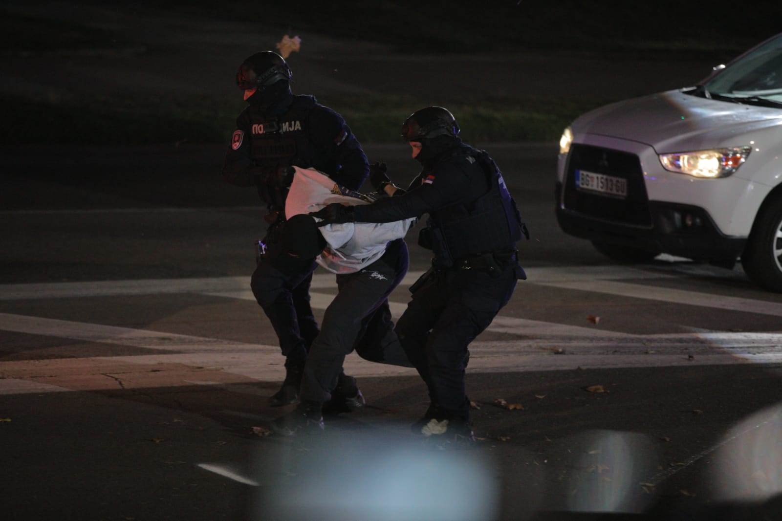 policija antiteroristička vežba obruč beograd aleksandar vučić aleksandar vulin ana brnabić foto