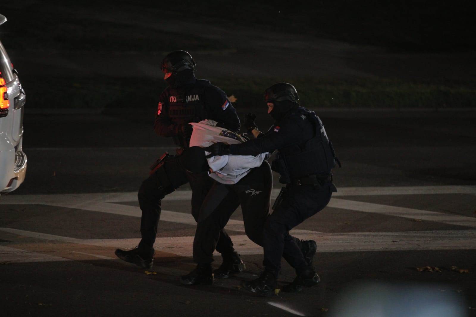 policija antiteroristička vežba obruč beograd aleksandar vučić aleksandar vulin ana brnabić foto